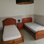 Rent 4 bedroom house in Odivelas