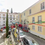 Rent 2 bedroom apartment of 85 m² in Lisbon