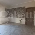 Rent 2 bedroom apartment of 60 m² in Siracusa