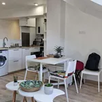 Rent 2 bedroom apartment of 37 m² in Nantes