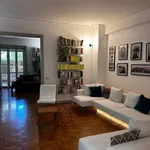 Rent 5 bedroom apartment of 210 m² in Roma