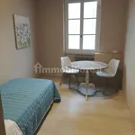 Rent 3 bedroom house of 60 m² in Florence