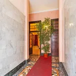 Rent 2 bedroom apartment of 86 m² in Milan