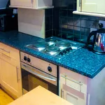 Rent 2 bedroom flat in Leeds