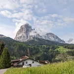 Rent 3 bedroom apartment of 70 m² in Santa Cristina Valgardena