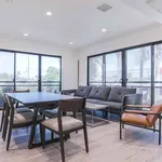 Rent 1 bedroom apartment in Los Angeles