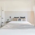 Rent a room of 150 m² in Valencia