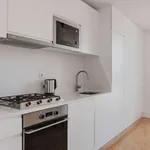 Rent 3 bedroom apartment of 100 m² in lisbon