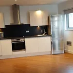 Rent 2 bedroom apartment in Cardiff