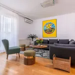 Rent 3 bedroom apartment of 150 m² in Wien