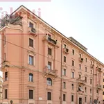 Rent 5 bedroom apartment of 185 m² in Roma