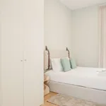 Rent 1 bedroom apartment of 45 m² in porto