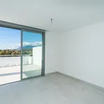 Rent 3 bedroom house of 256 m² in Guadalmina Alta