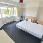 Rent 4 bedroom flat in East Of England