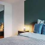 Rent a room of 107 m² in Hamburg