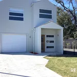 Rent 4 bedroom house in Shoalhaven Heads