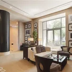 Rent 2 bedroom apartment of 162 m² in New York