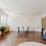 Alquilo 4 dormitorio apartamento de 151 m² en Madrid