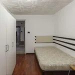 Rent a room of 100 m² in bologna