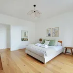 Rent 2 bedroom apartment of 60 m² in paris