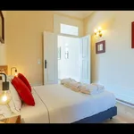 Rent 1 bedroom apartment of 70 m² in Porto