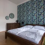 Pronajměte si pokoj o rozloze 90 m² v Prague