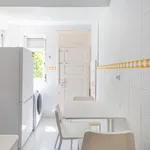 Rent 4 bedroom apartment in Lisbon