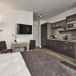 Miete 1 Schlafzimmer wohnung von 280 m² in Berlin