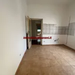 Affitto 2 camera appartamento di 81 m² in Velletri