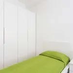 Rent a room in milan