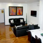 Habitación de 300 m² en Madrid