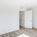 Rent 3 bedroom house in Toronto