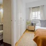 Rent a room of 180 m² in madrid