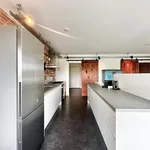 Huur 4 slaapkamer appartement van 103 m² in Overtoomse Veld