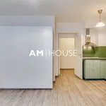 Rent 1 bedroom apartment of 30 m² in Prague