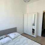 Appartement de 27 m² avec 2 chambre(s) en location à Marseille