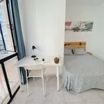 Rent a room in seville