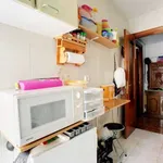 Rent a room of 65 m² in madrid