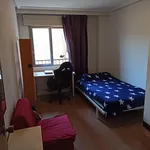 Rent 4 bedroom apartment in Salamanca