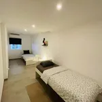 Rent a room in lisbon