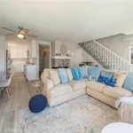 Rent 2 bedroom apartment of 104 m² in hermosa beach