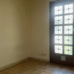 Appartement de 21 m² avec 1 chambre(s) en location à Vénissieux