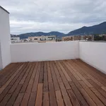 Appartement de 56 m² avec 3 chambre(s) en location à ajaccio