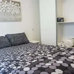 Rent 2 bedroom apartment in Milan