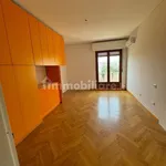 Rent 4 bedroom apartment of 90 m² in Palermo