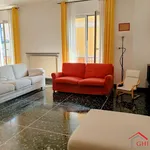 Rent 7 bedroom apartment of 120 m² in Genoa