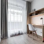 Rent 2 bedroom apartment of 65 m² in Prague