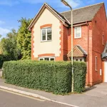 Rent 3 bedroom house in South East England