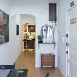 Rent 2 bedroom apartment of 120 m² in Porto