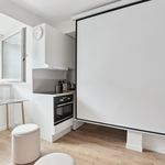 Rent 1 bedroom apartment of 13 m² in Paris